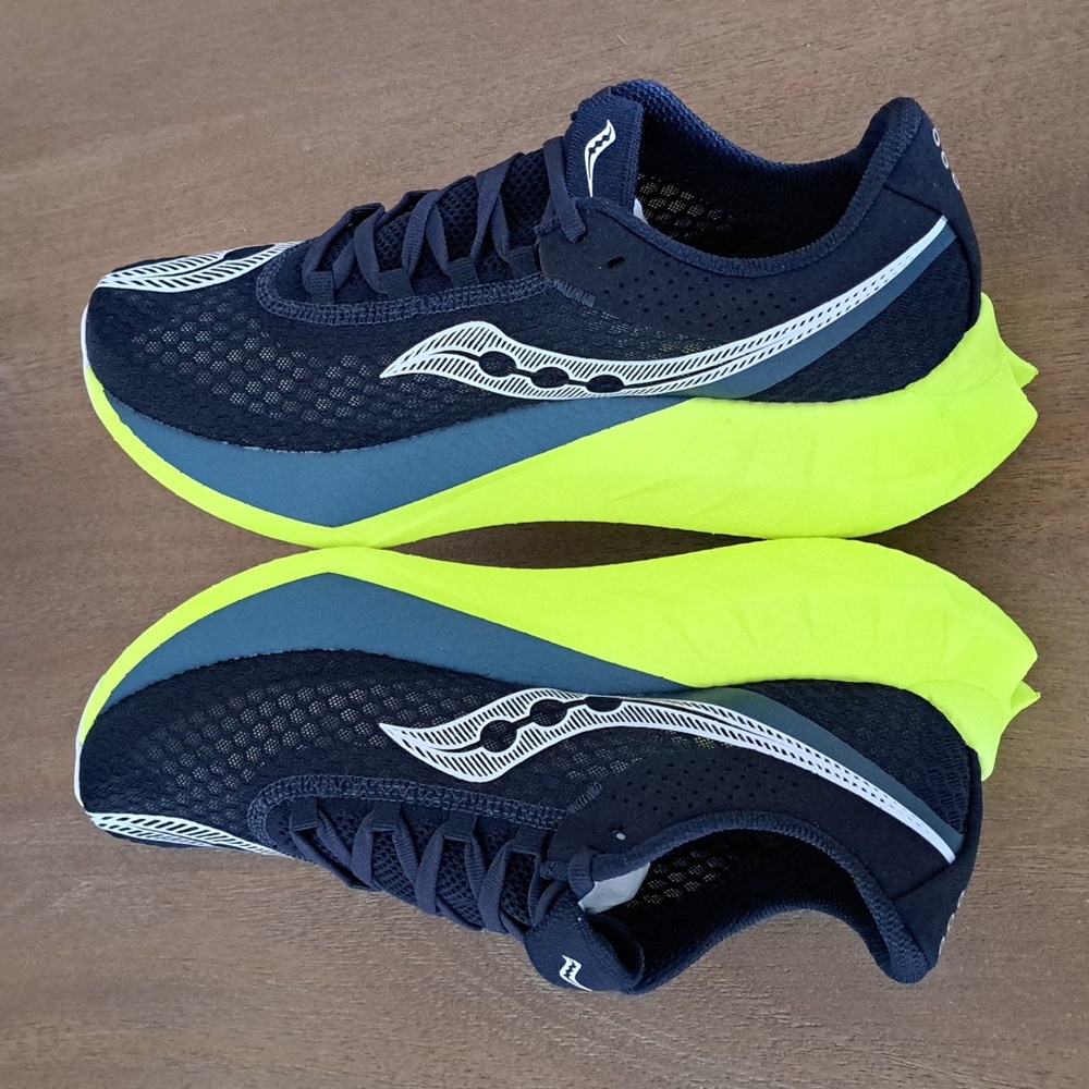 Saucony Endorphin Pro 4 Running Shoes - Color: Navy / Citron - Size: 10 - Picture 6 of 9
